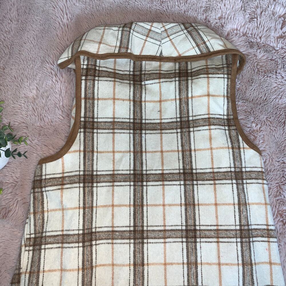 NWT Altar'd State Neutral Wool Blend Waterfall Beige Plaid Vest Size: Small - Picture 10 of 13